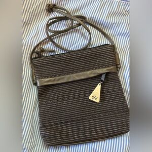 Sharif Americana crossbody